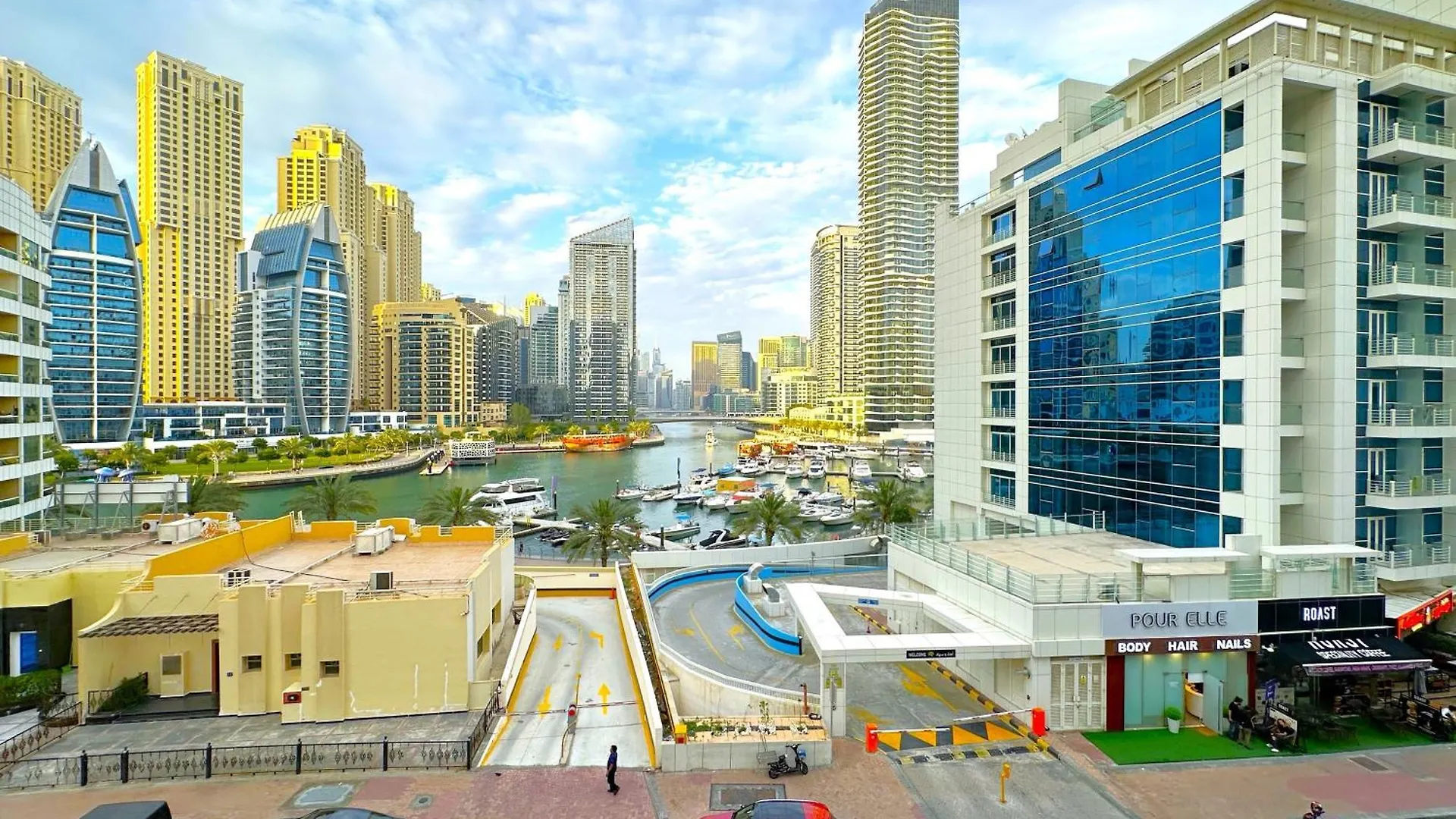 Luxury Studio W Marina View & New Furnishings For 4 Pax دبي شقة